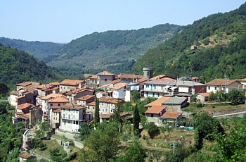 CASOLA - Panorama del centro storico