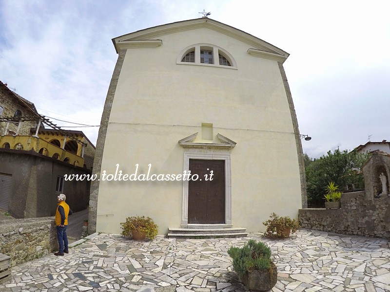 GIUCANO di FOSDINOVO - Facciata della Chiesa dei Santi Fabiano e Sebastiano