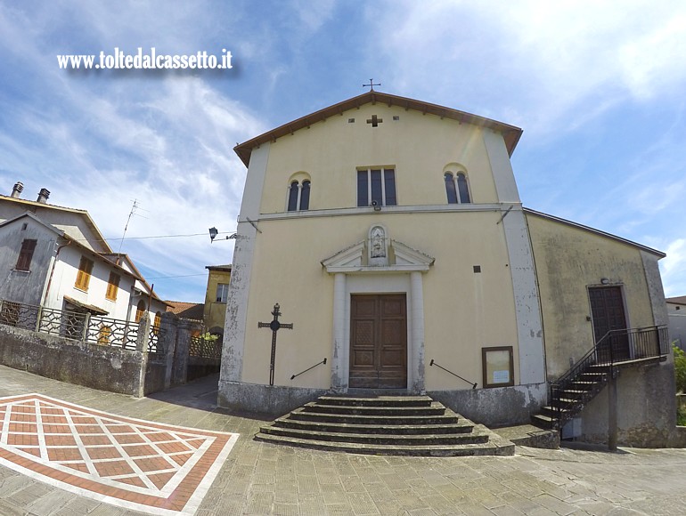 MONGIGOLI di FIVIZZANO - La facciata della Chiesa di Santa Maria Maddalena