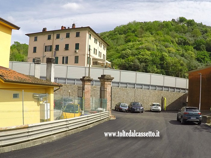 BETTOLA DI CAPRIGLIOLA - La Statale n� 62 della Cisa oggi scorre dove un tempo c'era il ponte ferroviario