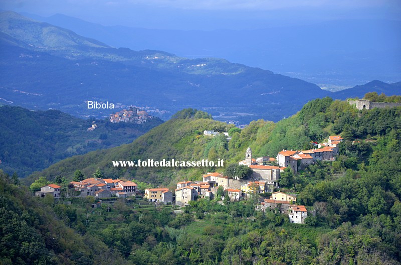 PONZANELLO (frazione di Fosdinovo) - Panorama in congiunzione con Bibola, borgo sul sentiero di monte della Via Francigena tra Aulla e Sarzana