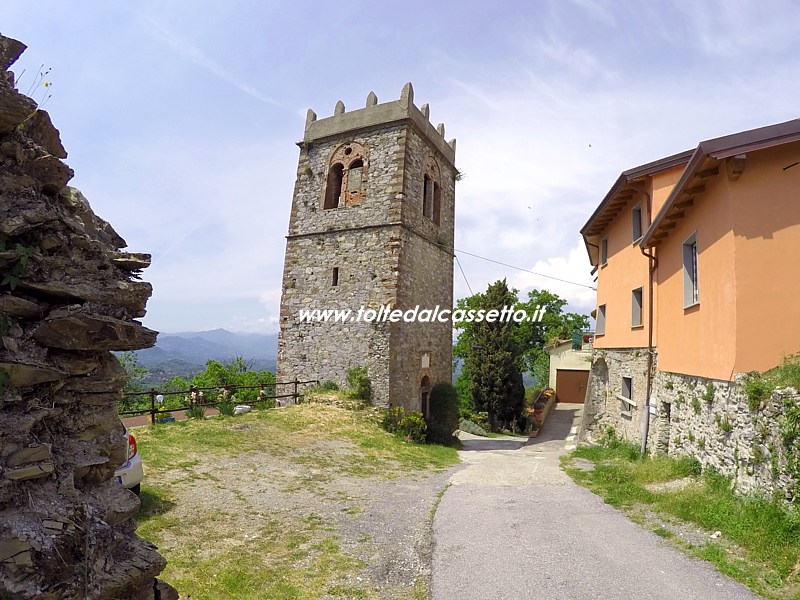 POSTERLA di FOSDINOVO - La torre medievale