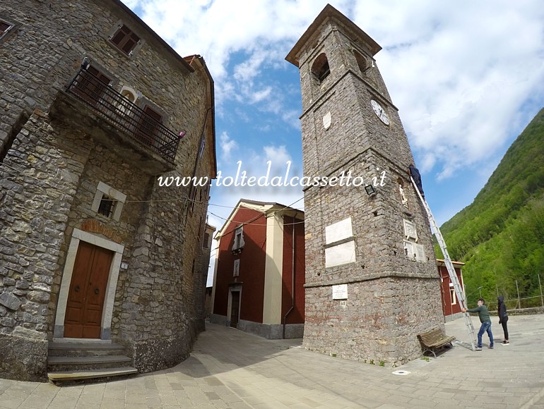 TENERANO di FIVIZZANO - La chiesa parrocchiale di San Michele Arcangelo