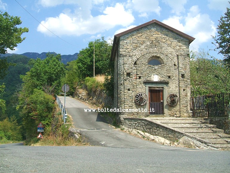 TRESCHIETTO di BAGNONE - Antico Oratorio di San Leonardo