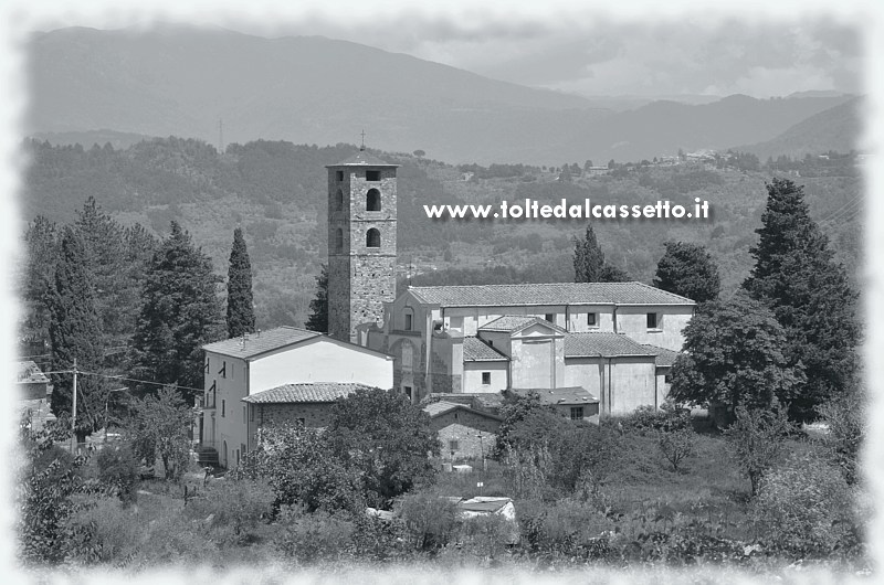 VIANO di FIVIZZANO - Complesso della Pieve di San Martino