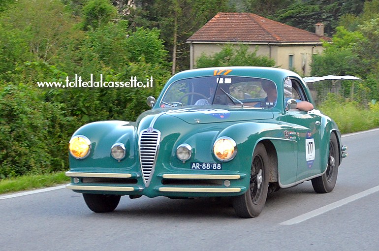 MILLE MIGLIA 2018 - Alfa Romeo 6 C 2500 SS Coupè Touring del 1949 (num. 177)