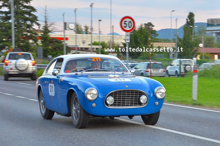 MILLE MIGLIA 2018 - Ferrari 212-225 S Export Berlinetta Vignale (num. 211)