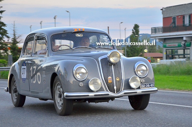 MILLE MIGLIA 2018 - Lancia Aurelia B22 del 1953 (num. 277)