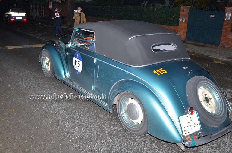 MILLE MIGLIA 2020 - Lancia Aprilia Cabriolet anno 1940 (Equipaggio: Antonio Belotti e Ugo Gambardella - Numero di gara: 115)