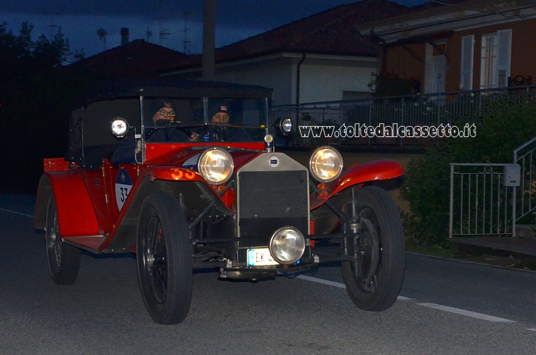 MILLE MIGLIA 2020 - Lancia Lambda Torpedo anno 1927 (Equipaggio: Ezio Sala e Pietro Bonomi - Numero di gara: 33)