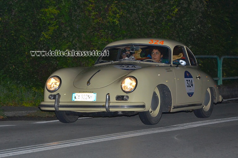 MILLE MIGLIA 2020 - Porsche 356 PRE A 1500 S anno 1955 (Equipaggio: Annalisa e Giorgio Sargiani - Numero di gara: 324)