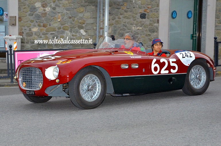 MILLE MIGLIA 2021 - Ferrari 250 MM Spider Vignale anno 1953 (Equipaggio: Balaji Ramamoorthy e Ashley Ramamoorthy - Numero di gara: 242 - Team: Woodham Mortimer)