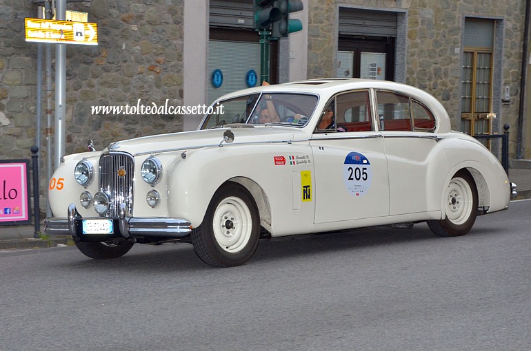 MILLE MIGLIA 2021 - Jaguar Mark VII anno 1952 (Equipaggio: Dino Bonatti e Monica Gandolfi - Numero di gara: 205)