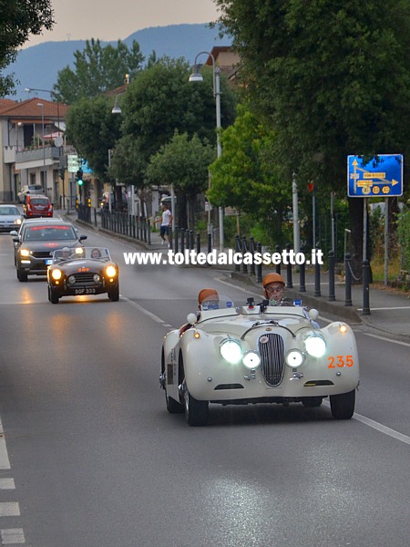 MILLE MIGLIA 2021 - Jaguar XK 120 OTS SE Roadster anno 1953 (Equipaggio: John Herlihy e Julie Herlihy - Numero di gara: 235)