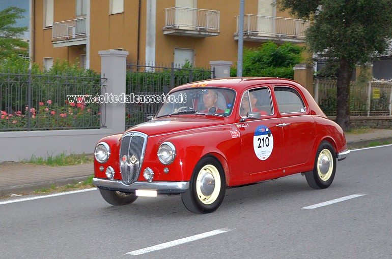MILLE MIGLIA 2021 - Lancia Appia anno 1952 (Equipaggio: Marc Guns e Luc Notredame - Numero di gara: 210)