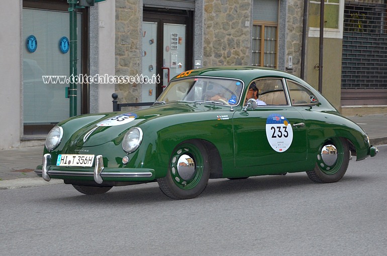 MILLE MIGLIA 2021 - Porsche 356 1500 Coup anno 1953 (Equipaggio: Dario Shariat e Tina Shariat - Numero di gara: 233)