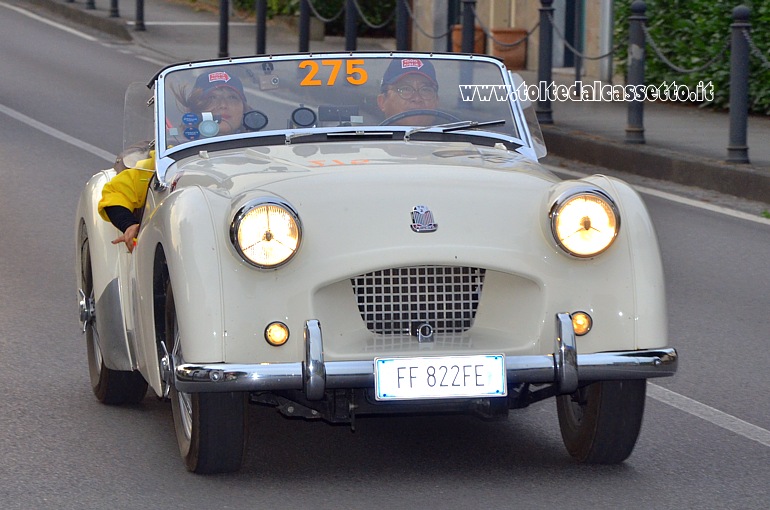 MILLE MIGLIA 2021 - Triumph TR2 Sports anno 1954 (Equipaggio: Tsuguo Shintani e Sumiko Kokonno - Numero di gara: 275)