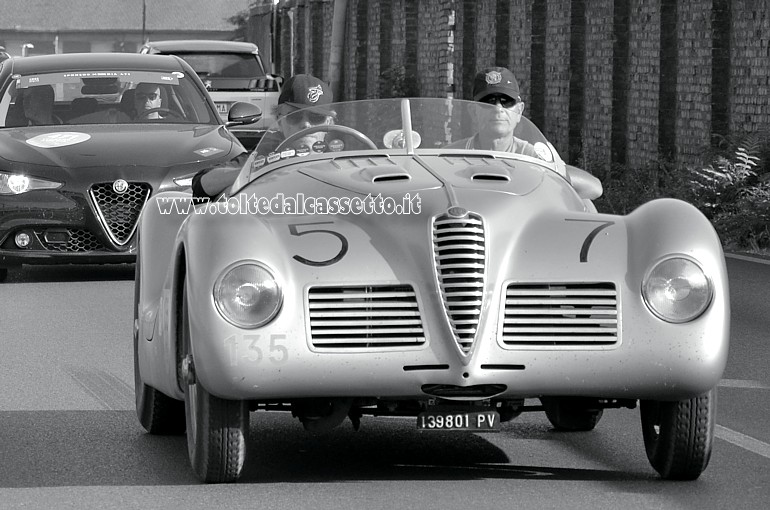MILLE MIGLIA 2022 - Alfa Romeo 6C 2500 SS Spider anno 1947 (Equipaggio: Stefan Rybczynski e Marcus Stoehr - Numeo di gara: 135)