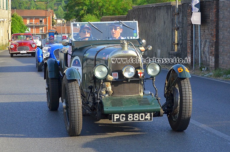 MILLE MIGLIA 2022 - Lagonda 2 Litre Team Car anno 1929 (Equipaggio: Matthias Laqueur e Jurrian Geza Laqueur - Numero di gara: 53)