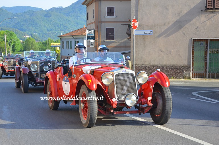 MILLE MIGLIA 2022 - OM 665 S MM Superba 2000 anno 1929 (Equipaggio: Alberto Scapolo e Giuseppe Scapolo - Numero di gara: 7)