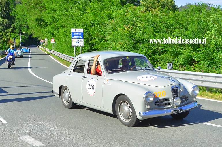 MILLE MIGLIA 2024 - Alfa Romeo 1900 Super anno 1952 (Equipaggio: Fernando Reali e Stefano Pirola - Numero di gara: 220)