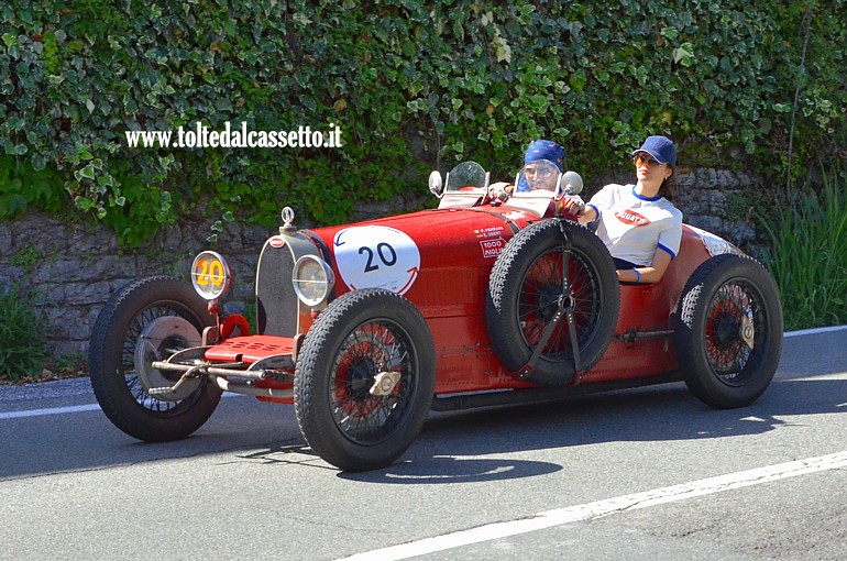 MILLE MIGLIA 2024 - Bugatti T 37 anno 1926 (Equipaggio: Pietro Ferrari e Elisa Sbert Miquel - Numero di gara: 20)