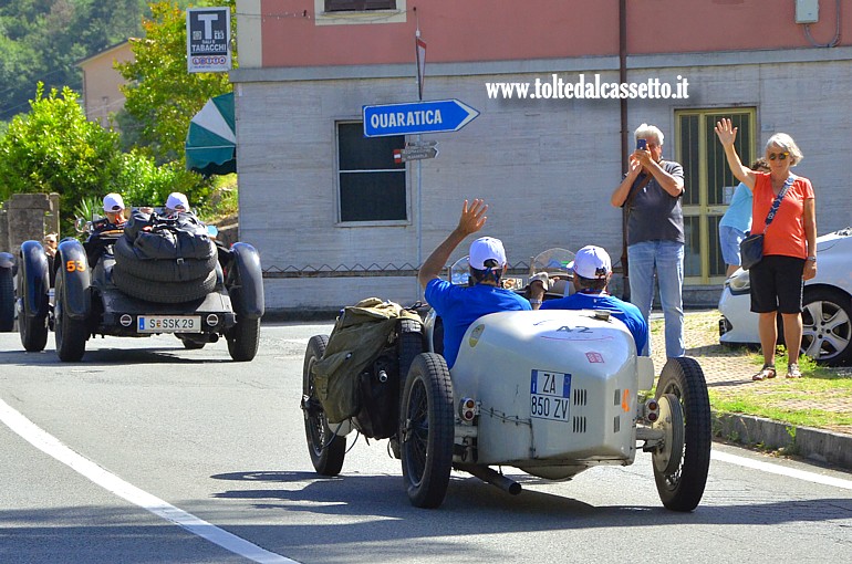 MILLE MIGLIA 2024 - Bugatti T 37 anno 1929 (Equipaggio: Roberto Miatto e David Borchia - Numero di gara: 42)