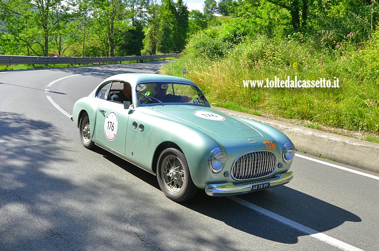 MILLE MIGLIA 2024 - Cisitalia 202 SC Berlinetta Pinin Farina anno 1950 (Equipaggio: Gerrit Alexander Ribbink e Martin Kleijwegt - Numero di gara: 176)
