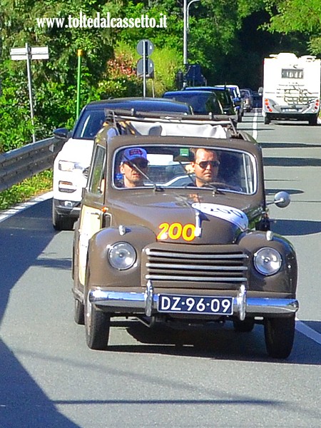 MILLE MIGLIA 2024 - Fiat 500 C Belvedere anno 1952 (Equipaggio: Gert Van Der Valk e Chris Van Der Veen - Numero di gara: 200)