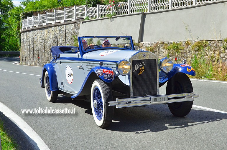 MILLE MIGLIA 2024 - Lancia Dilambda anno 1930 (Equipaggio: Tibor Somlo e Maurus Schreyvogel - Numero di gara: 64)