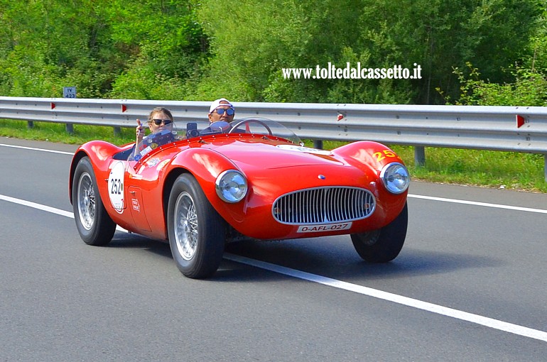 MILLE MIGLIA 2024 - Maserati A6 GCS Spider anno 1953 (Equipaggio: Joost Godfr Van Cauwengerge e Virginie God Van Cauwengerge - Numero di gara: 252)