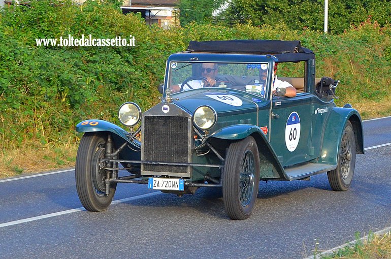 MILLE MIGLIA 2025 - Lancia Lambda VIII Serie Tipo 222 anno 1930 (Equipaggio: Vincenzo Mussetto e Niccol� Maria Mussetto - Numero di gara: 60)