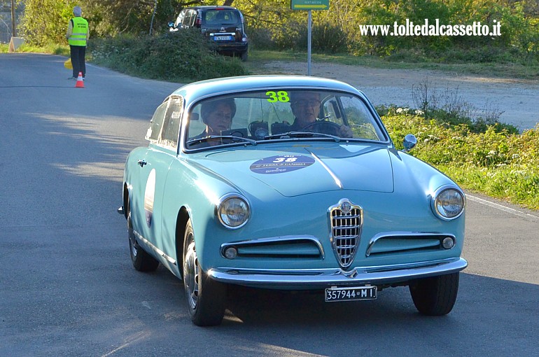 GRAN PREMIO TERRE DI CANOSSA 2016 - L'Alfa Romeo Giulietta Sprint di D'Antinone e De Biase (numero di gara 38)