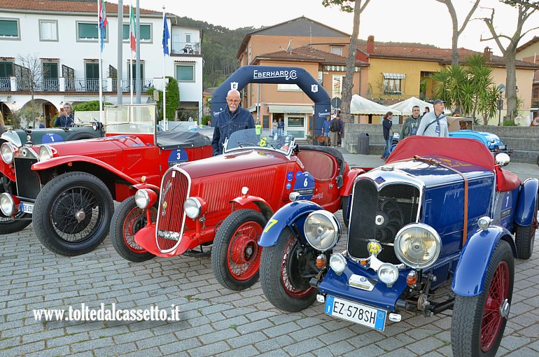 GRAN PREMIO TERRE DI CANOSSA 2016 - Autovetture numero 1, 3, 6 e 7 in sosta a Bocca di Magra
