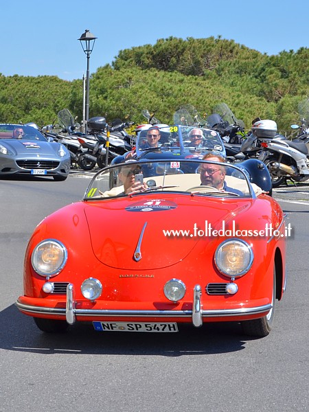 GRAN PREMIO TERRE DI CANOSSA 2018 (Portovenere) - La Porsche 356 GS Carrera Speedster anno 1955 dei tedeschi Bhler e Buehler (numero di gara 41 - Scuderia Beujafield's Racing Club)