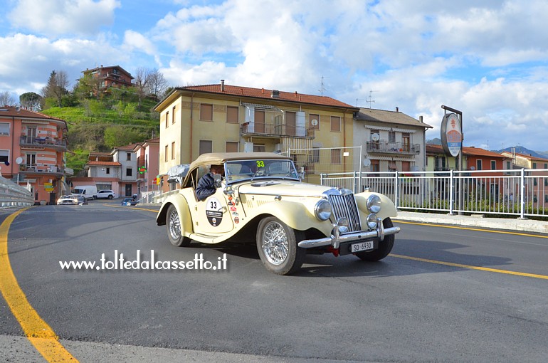 GRAN PREMIO TERRE DI CANOSSA 2019 (Val di Vara) - MG TF 1500 anno 1955 condotta dagli svizzeri Schmidt K. e Sigrist A. (numero di gara 33)