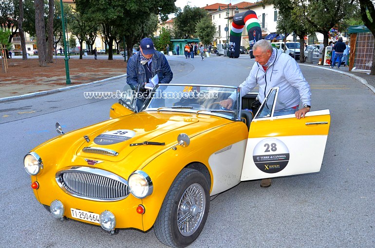 GRAN PREMIO TERRE DI CANOSSA 2020 - Austin Healey 3000 MK II anno 1963 (Equipaggio: Crotta e Babboni - Numero di gara: 28)