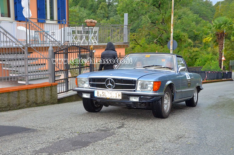 GRAN PREMIO TERRE DI CANOSSA 2020 - Mercedes SL 350 convertible anno 1972 (Equipaggio: Bond C. e Cowan Bond R. - Team: Porsche Club GB - Numero di gara: 36)