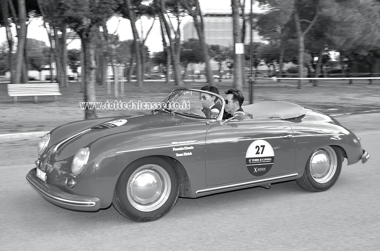 GRAN PREMIO TERRE DI CANOSSA 2020 - La Porsche 356 B T6 Roadster di Marlin e Schnitzler (Scuderia: Porsche Classic Team - Numero di gara: 27)