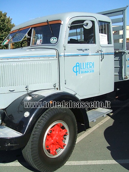 Autocarro LANCIA 3 RO immatricolato nel 1946