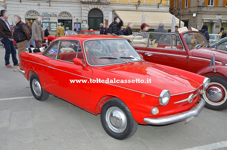 FIAT 600 D Coup Vignale del 1963 al Raduno Asso-Fitram di Sarzana