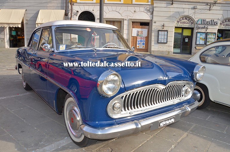 SIMCA Ariane Super Lux del 1962 al Raduno Asso-Fitram di Sarzana