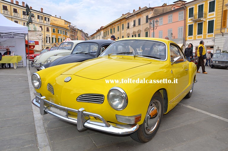 VOLKSWAGEN 141 Karmann Ghia del 1970 al Raduno Asso-Fitram di Sarzana