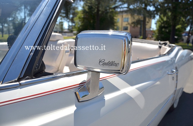 Specchietto retrovisore di Cadillac Eldorado 8.2 litri Cabrio