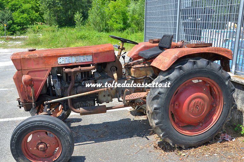 Trattore agricolo SAME Atlanta 45 (in produzione dal 1969 al 1975). Aveva un motore diesel a 4 cilindri di 3400 cm, raffreddato ad aria, per una potenza 42 CV