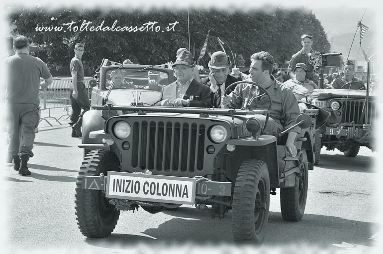 COLONNA DELLA LIBERTA' (La Spezia - Aprile 2018) - Una Jeep WILLYS OVERLAND MB in testa alla sfilata