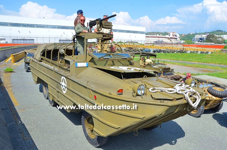 COLONNA DELLA LIBERTA' (La Spezia - Aprile 2018) - Un mezzo anfibio del 1942 che gli americani utilizzarono durante lo sbarco in Normandia