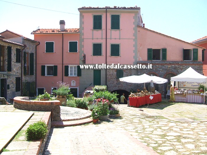 MONTEMARCELLO - Scorcio di Piazza XIII Dicembre