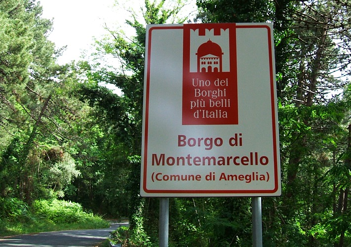 MONTEMARCELLO - Segnaletica dei "Borghi più belli d'Italia"