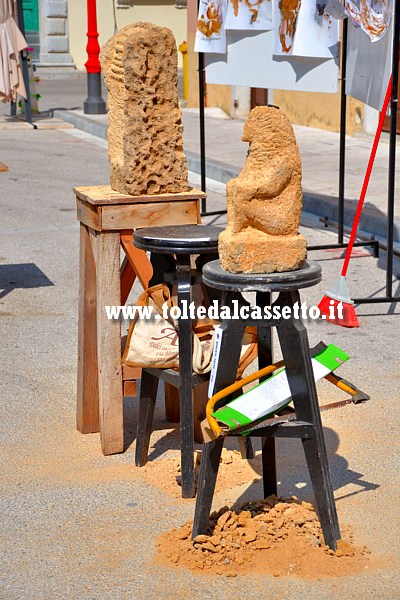 CIBART 2017 (Seravezza) - Scultura in pietra di Roberto Palma. La particolarit sta nel fatto che l'opera  stata lavorata con un seghetto per legno anzich con gli attrezzi classici